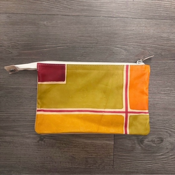 💐 NWOT! ASTORE Raspberry, Cream, Orange, and Green Italian Leather Clutch